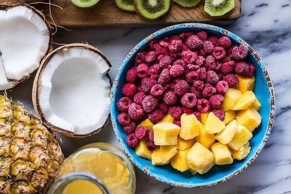buah-buahan dan beri untuk menurunkan berat badan